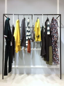 【布卡女裝19年春潮牌時尚年輕品牌折扣女裝精品女裝北京惠品批發(fā)走份】- 